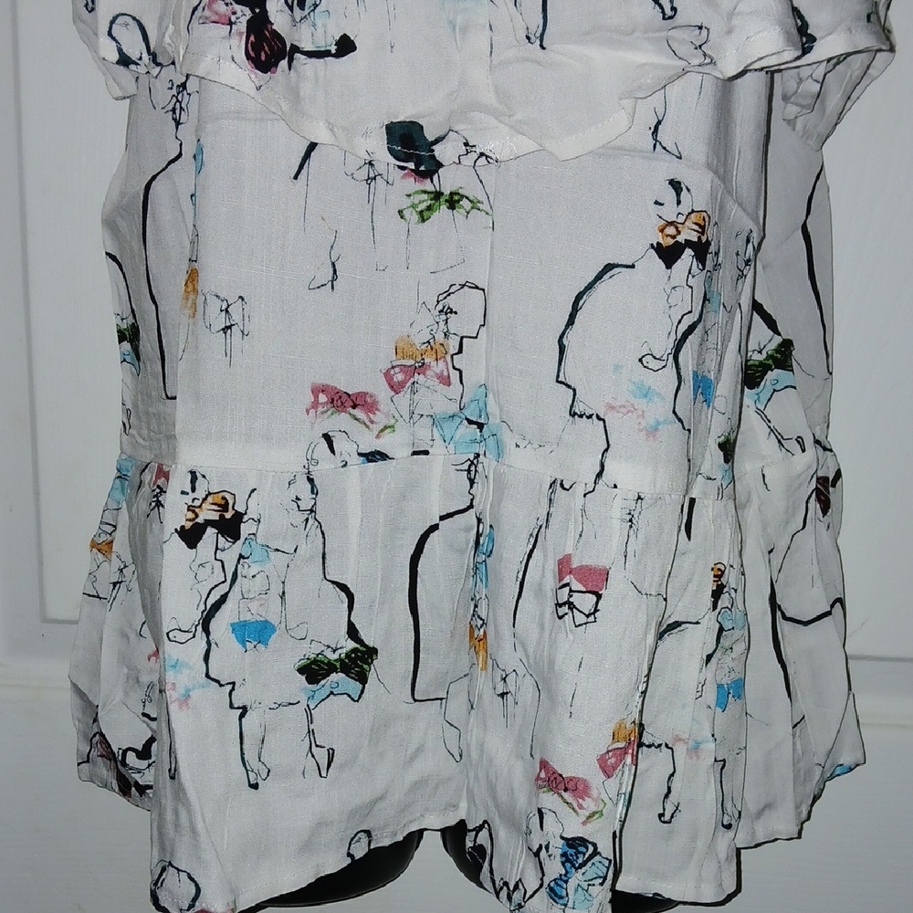 Doe & Rae Stylish White Printed Ruffle Top - Picture 4 of 10